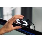 Verbatim AWC-02 FHD 1080P Autofocus Webcam + Mic + Light - Image 2